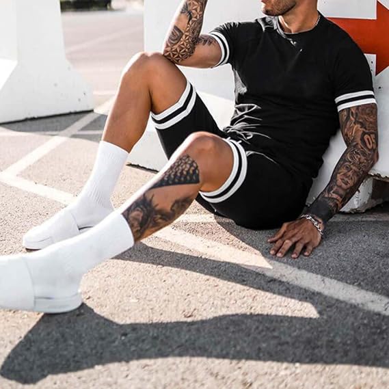 Mens Short Sets 2 Piece Outfits Fashion Short Sleeve Summer Tracksuits Casual Set with Pockets